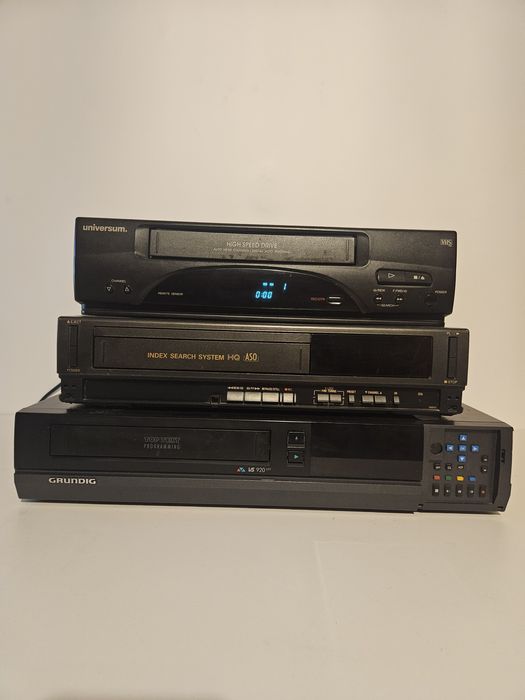 Magnetowidy VHS 3 szt