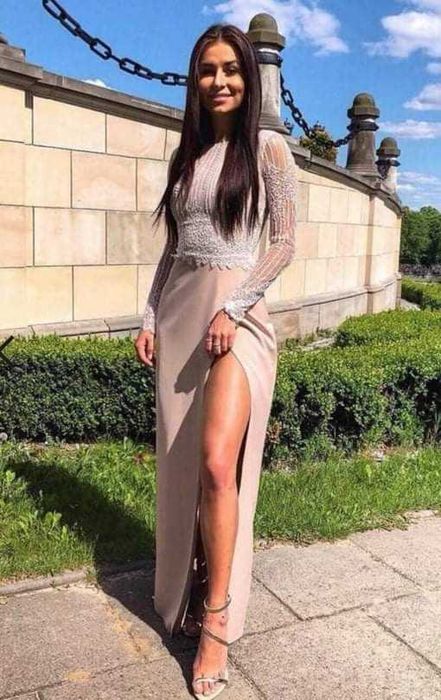 Sprzedam Nową Sukienkę z metką rozmiar M