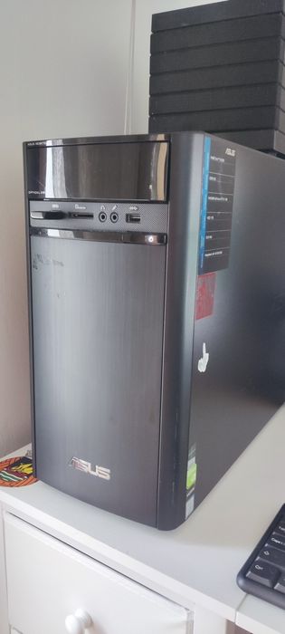 Computador Asus i5-8400