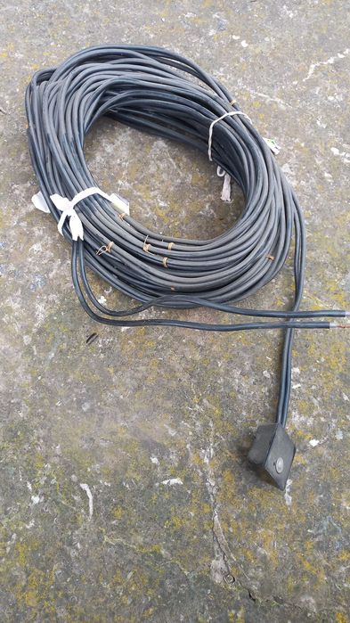 Продам кабель  50 м.