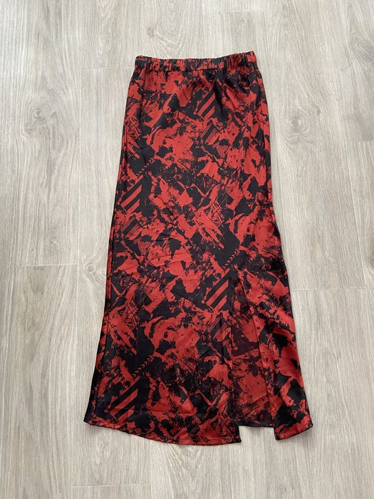 Спідниця Max Mara . Сп. в білизняному стилі.  Спідниця джинсова Tommy