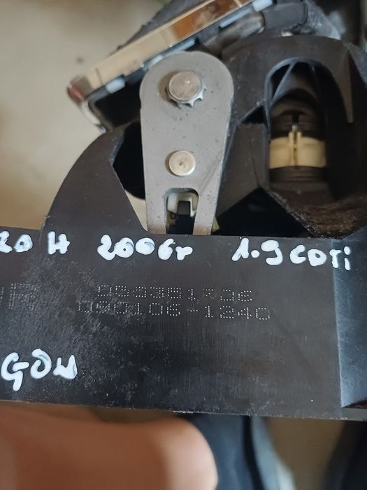 Lewarek zmiany biegów astra H 6 biegów 1.9cdti 120km M32
