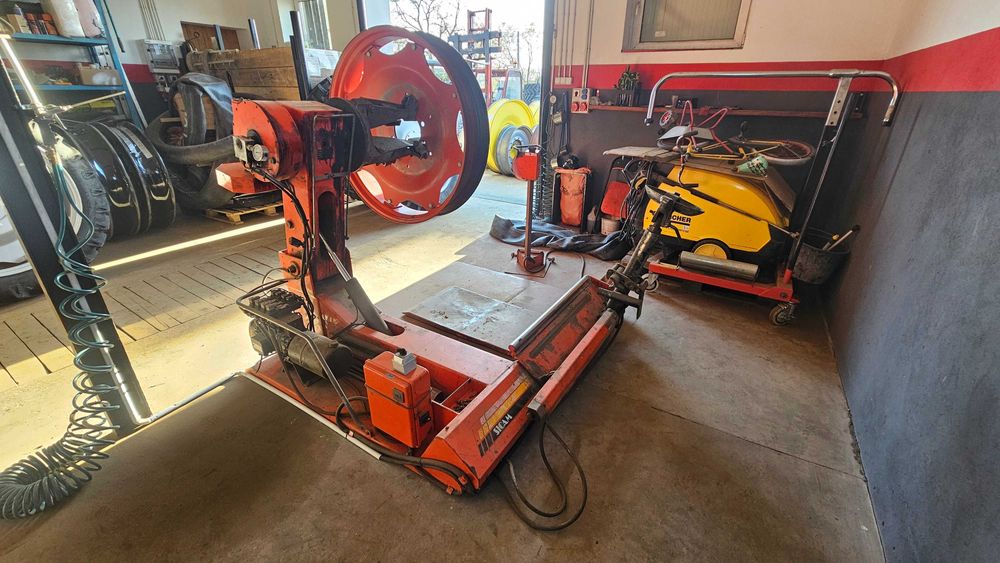 MONTAŻOWNICA kół rolniczych,ciężarowych,przemysłowych SICAM do 56 cali