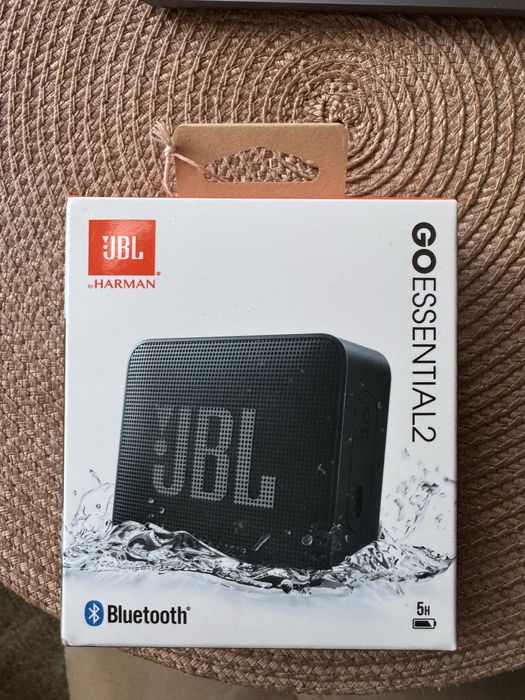 Колонка JBL go essential 2