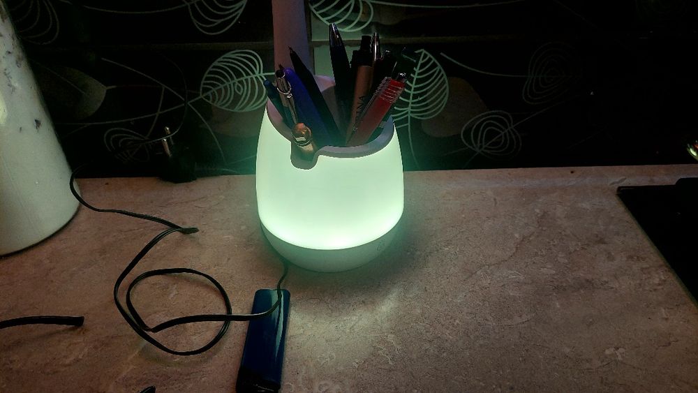 Lampka nocna lub biurkowa