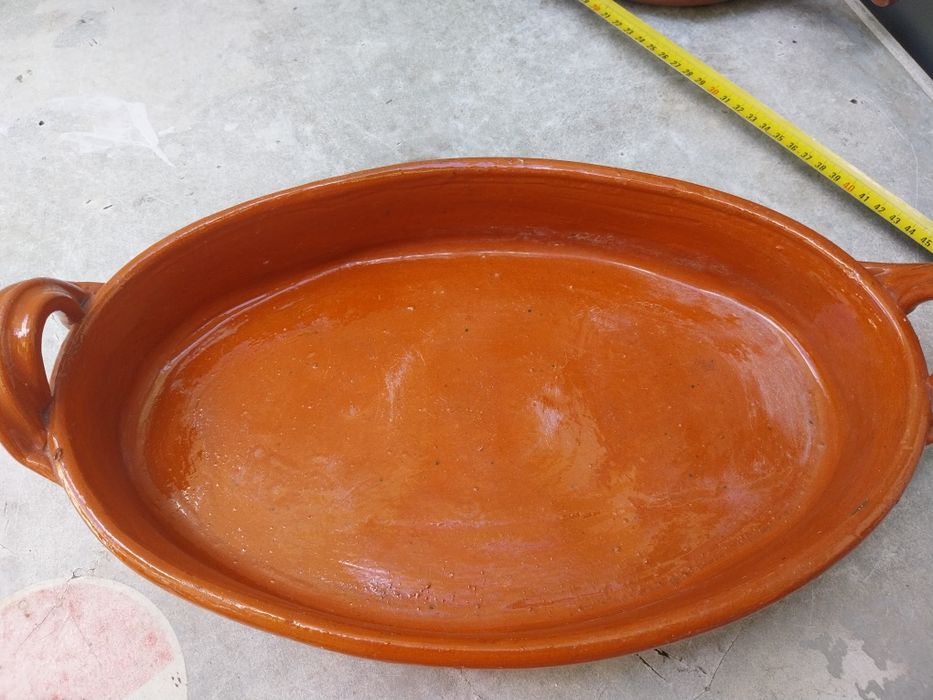 Varias peças em barro