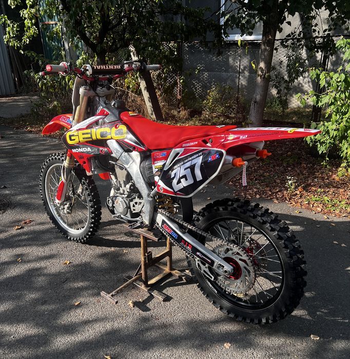 Продам honda crf250r