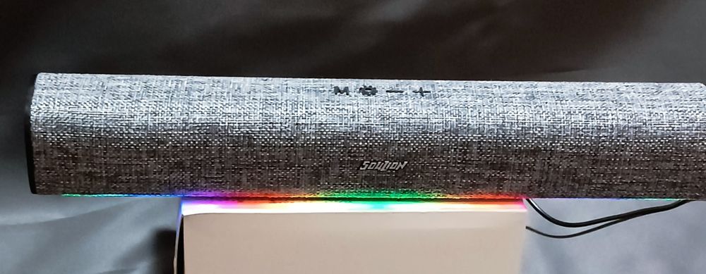 Колонка -саундбар SOULION R100, USB/Bluetooth з підсвіткою.Сток.