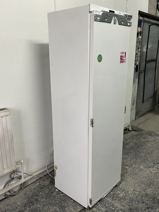 Холодильник вбудований Miele K 37683 iDF