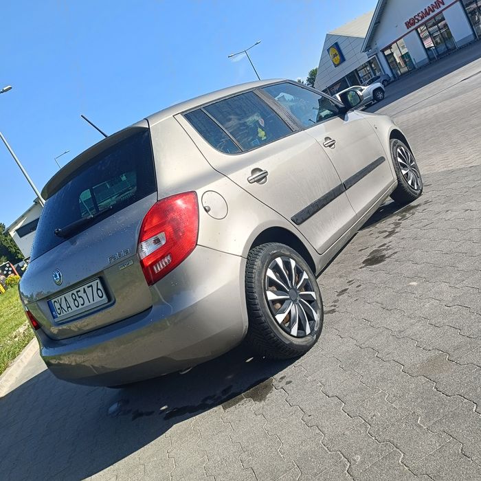 Sprzedam-Skoda Fabia II
