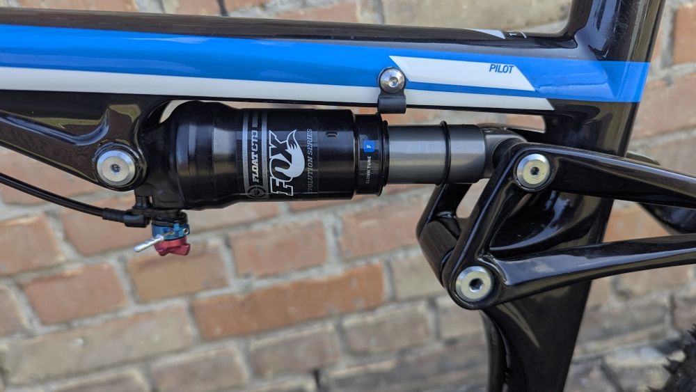 Велосипед двохпідвіс Cube ams Carbon XL/fox/Shimano XT/Formula