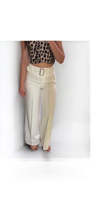 Білі штани палаццо