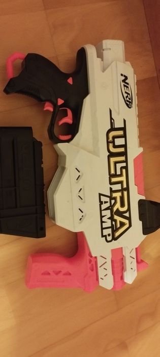 pistola  Nerf Ultra Amp
