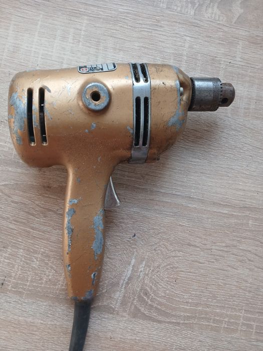 Wiertarka Black&Decker D700 5/16 8mm