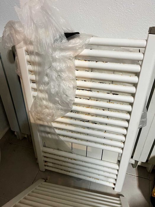 Radiadores Aquecimento Central e Toalhas