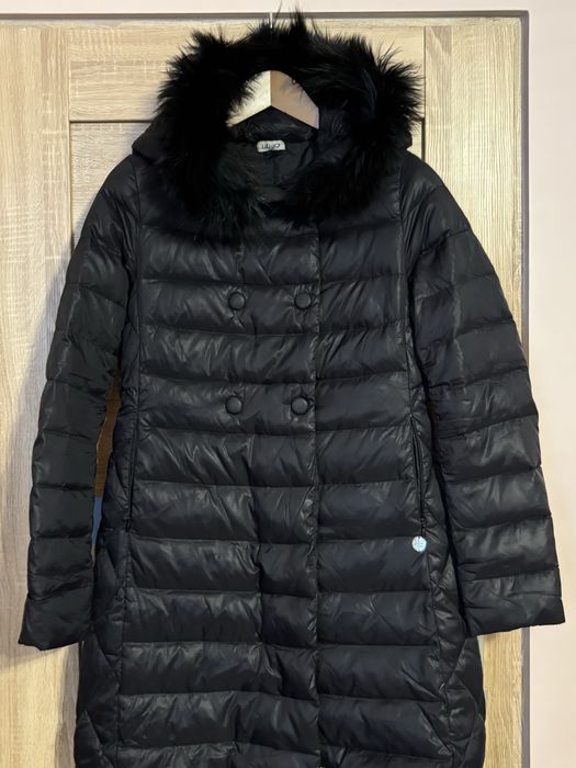 Liu Jo czarna kutrka puchowa.