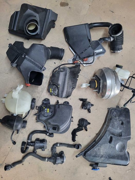 Bmw G01 G05 G30 бачок омивача розширювальний корпус фильтра патрубок