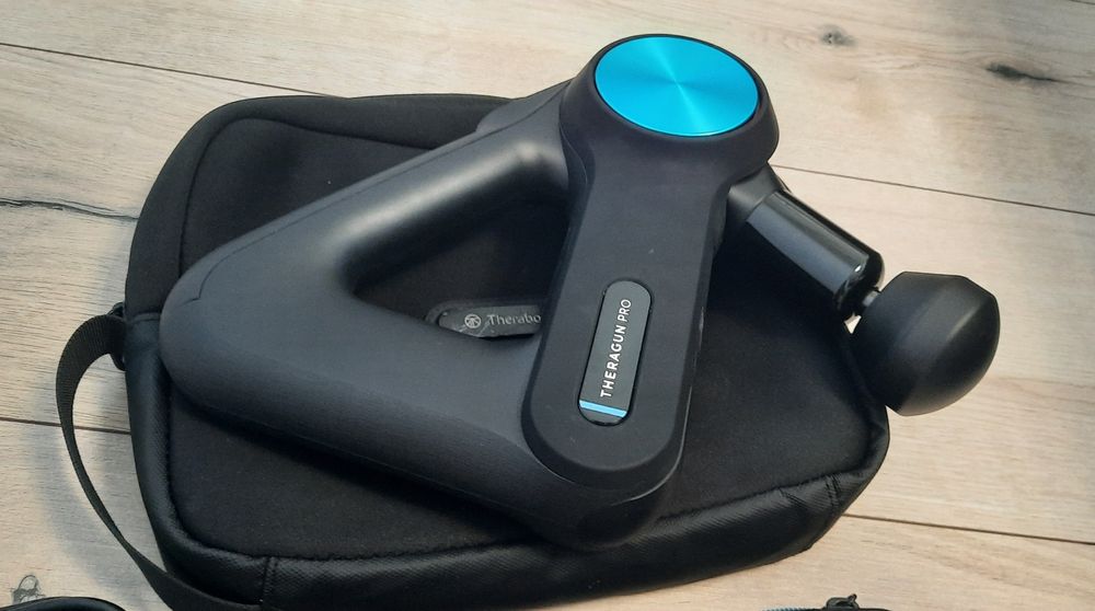 Перкусійний масажер Therabody Theragun PRO 5 gen