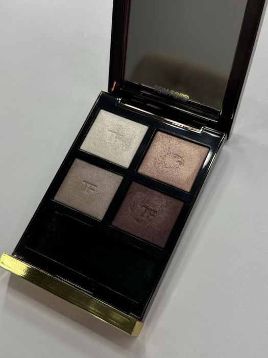 Paleta cieni Tom Ford – 25 virgin orchid
