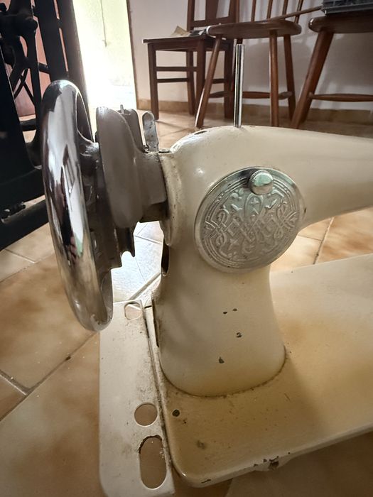 Maquina costura singer