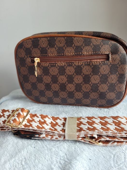 Torebka na grubym pasku Victoria