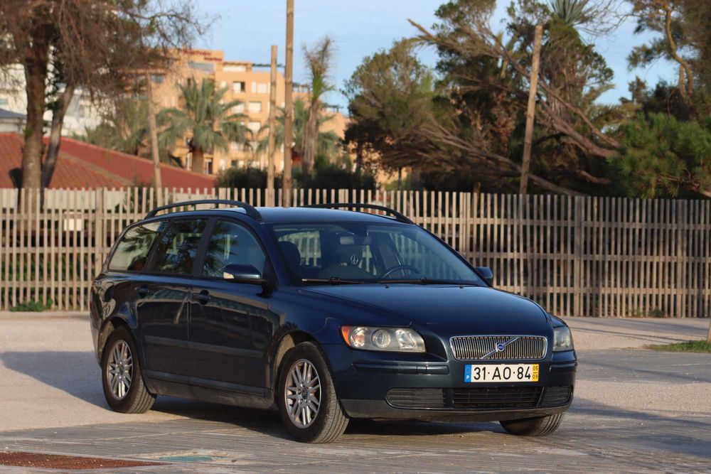 Volvo V50D - 2005 -  Segurança e Conforto Sueco