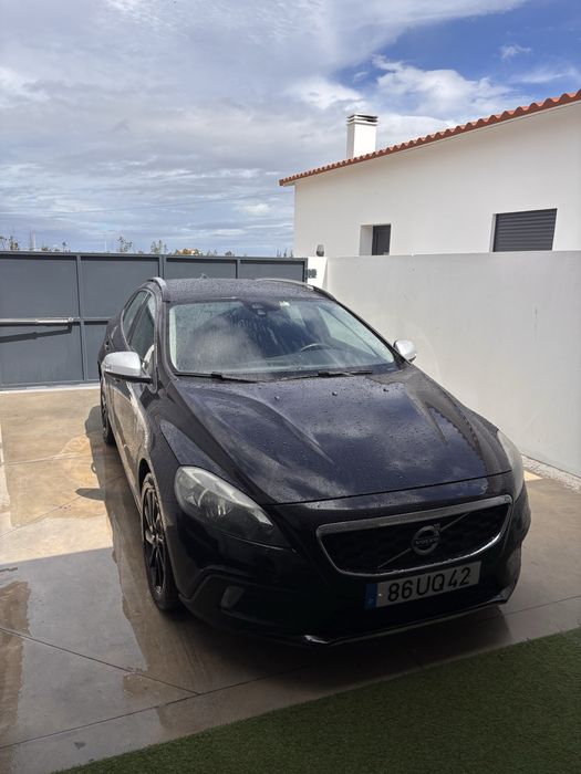 Volvo v40 cross country