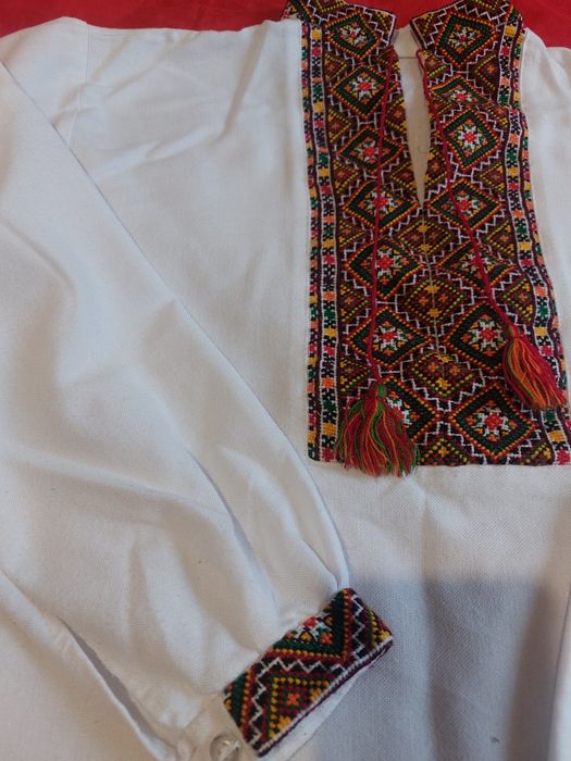 Підліткова вишиванка