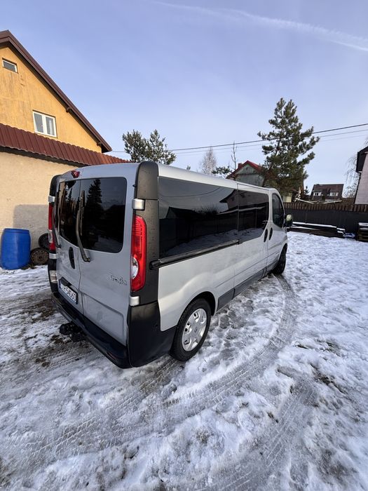 Renault  trafic 2.0 2009 LONG