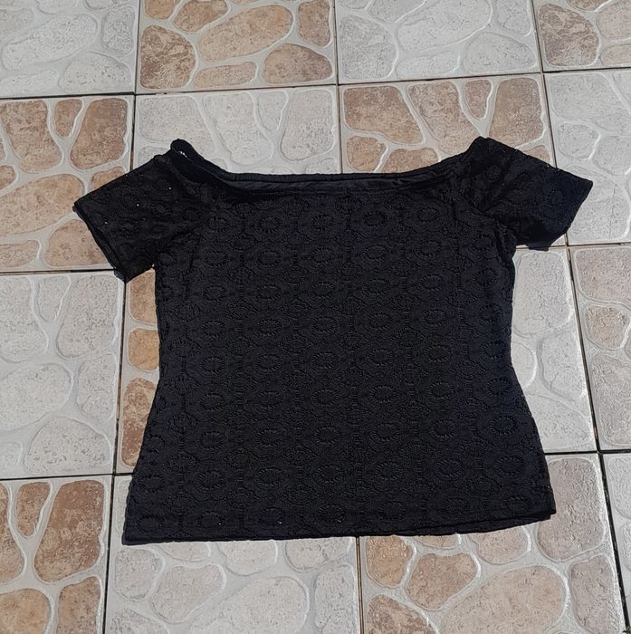 Czarna bluzka typu hiszpanka Dorothy Perkins