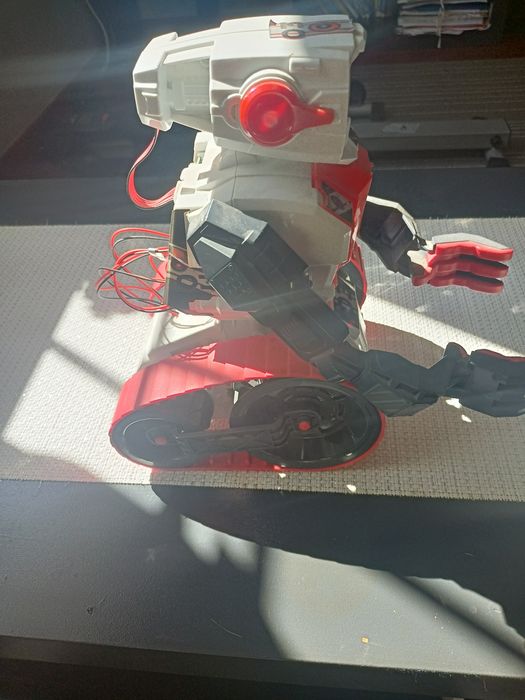 Clementoni Evolution Robot