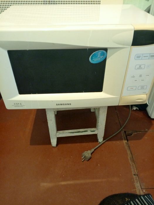 Микроволновка Самсунг на 23 л
