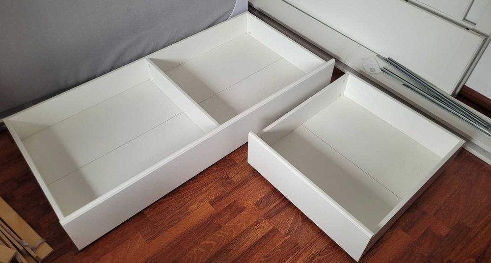 Cama de Casal IKEA (SONGESAND cama 140x200cm c/2 gavetas de arrumação)