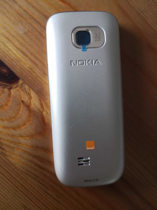 Telefon komórkowy Nokia C2 Gold