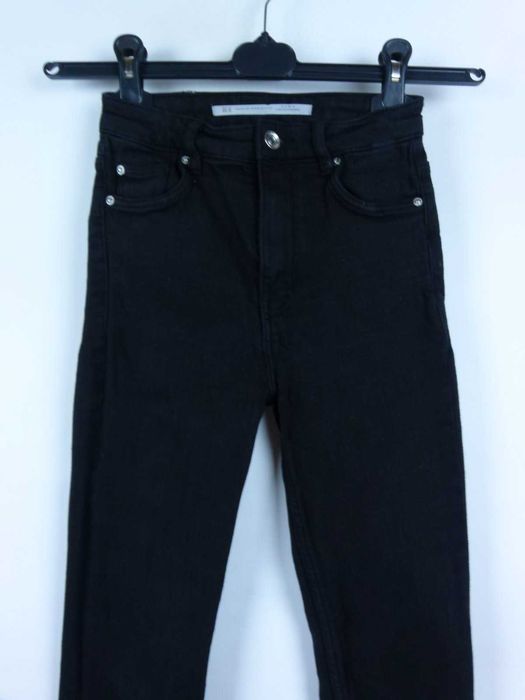ZARA damskie spodnie dżins / EUR 32 mex 22