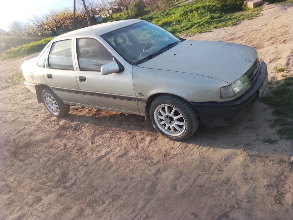 Продам Опель вектра 1989  500$
