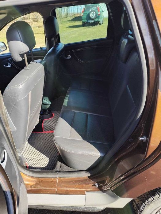 Авто Dacia duster.