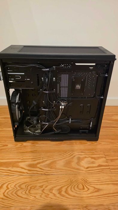 PC Gaming Ryzen 7 2700X + RTX 2070 8GB + X470 + 16GB + 1TB NVMe + 850W Gold