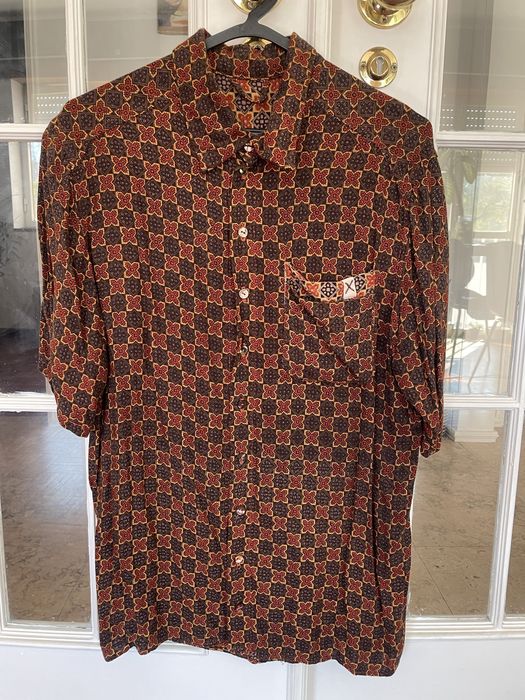 Camisa homem vintage padrão estampada