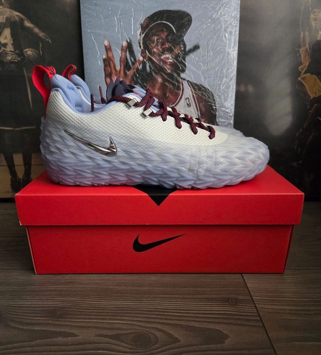 Nike S.T. Charge Cade Cunningham roz. 45