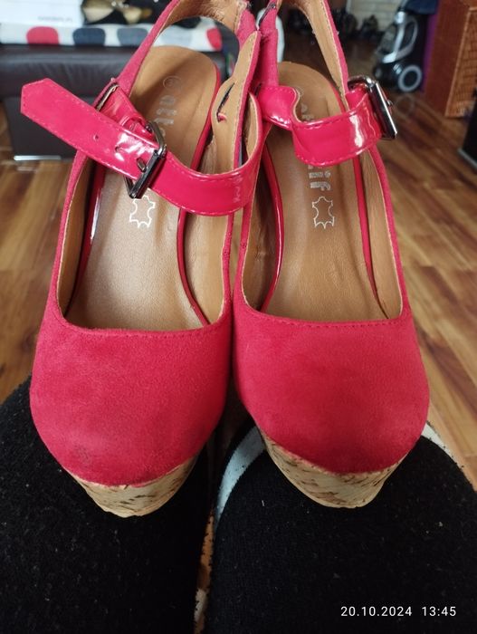 Letnie buty na koturnie korek roz.38