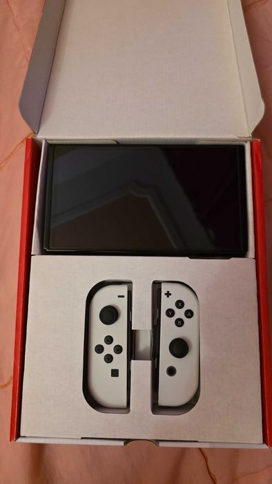 Nintendo Switch OLED ЯК НОВА в коробці