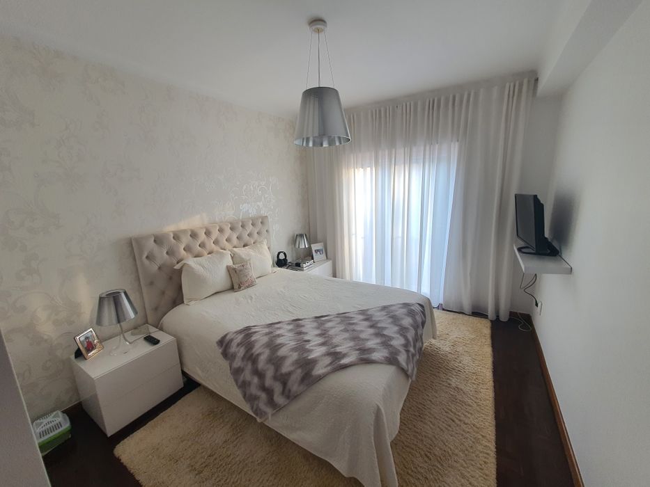 Apartamento T3 Dúplex com garagem