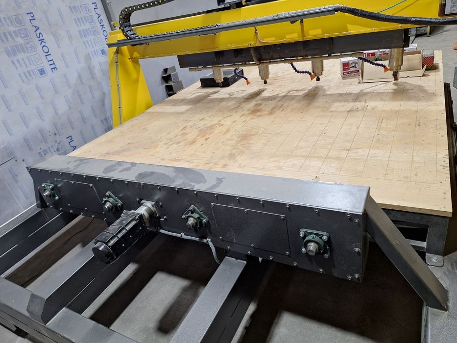 ЧПУ станок фрезер! Універсальний,  4шпінделя 4 поворотки. В НАЯВНОСТІ!