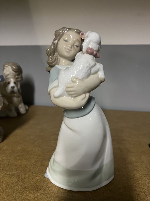 Figurki lladro nao