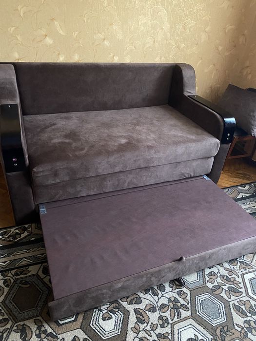 Продам диван (новий)