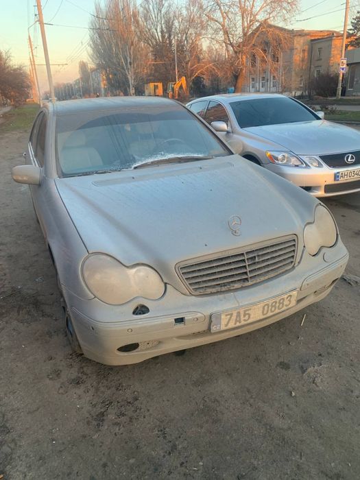Продам Мерседес С320