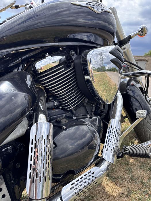 Suzuki Boulevard 400