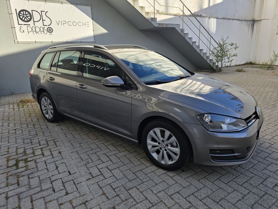 Carrinha VW Golf Variant Highline 1.6TDI 105CV- Imaculada