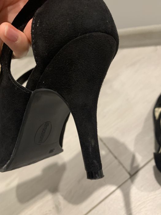 Buty na obcasie